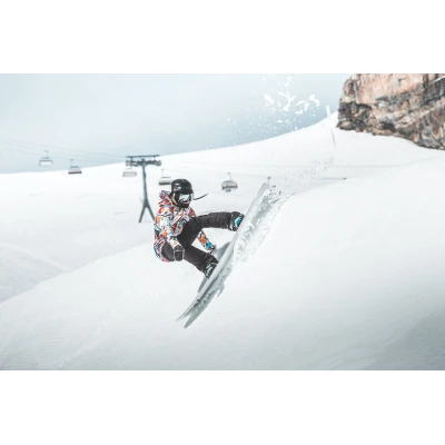 Męska kurtka snowboardowa z kapturem System