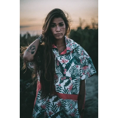 Damskie ponczo surferskie plażowe szykoschnące ręcznik Chillout Gagaboo